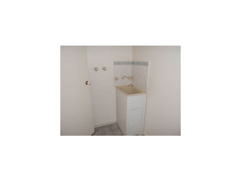1/54-64 Princes Hwy, Pakenham VIC 3810