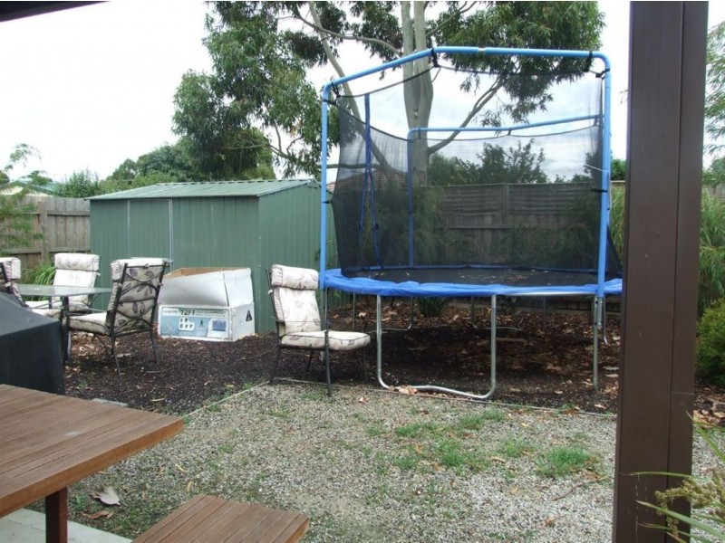 47 Pommel Street, Pakenham VIC 3810