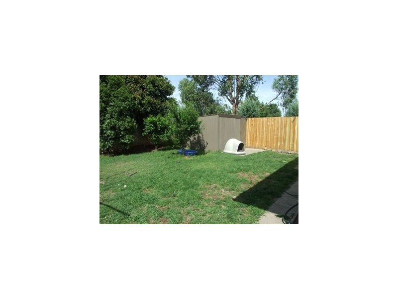 41 Barrington Drive, Pakenham VIC 3810