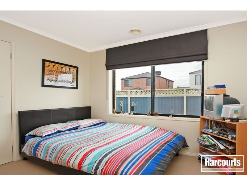 13 The Parkway, Pakenham VIC 3810