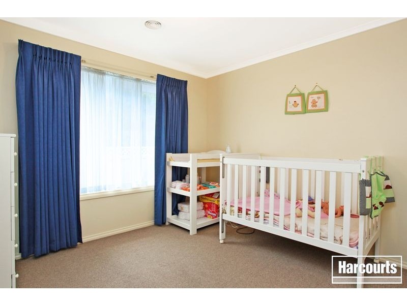 7 Honeysuckle Close, Pakenham VIC 3810