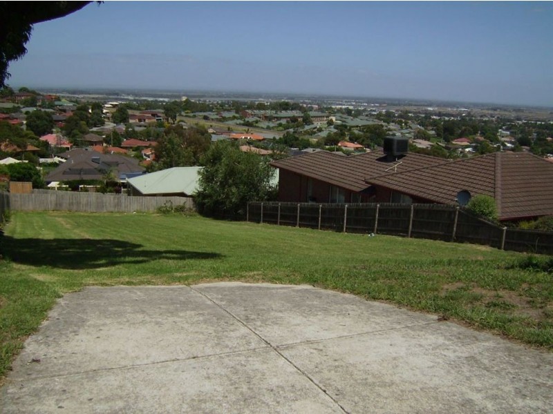 27 Aberdeen Heights, Pakenham VIC 3810