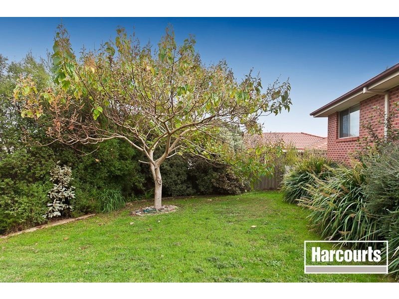 12 Jacqueline Place, Pakenham VIC 3810