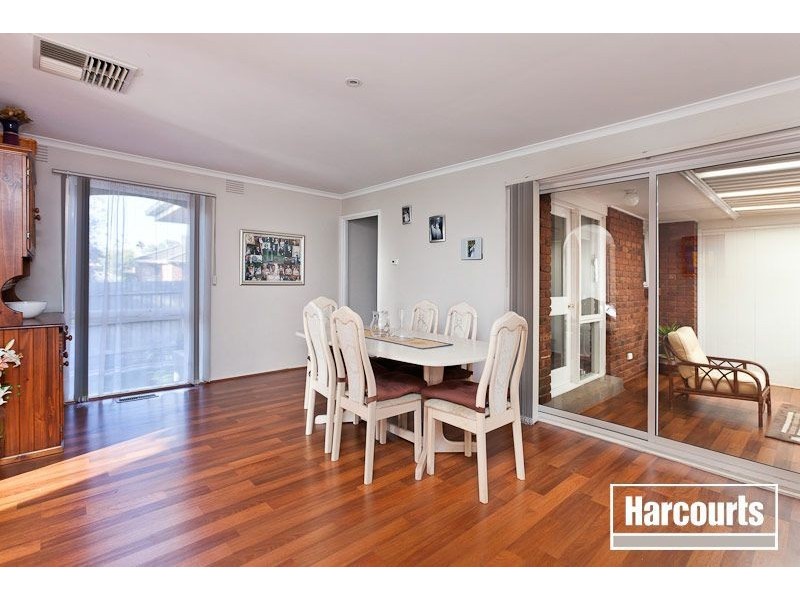 38 Mahon Crescent, Narre Warren VIC 3805