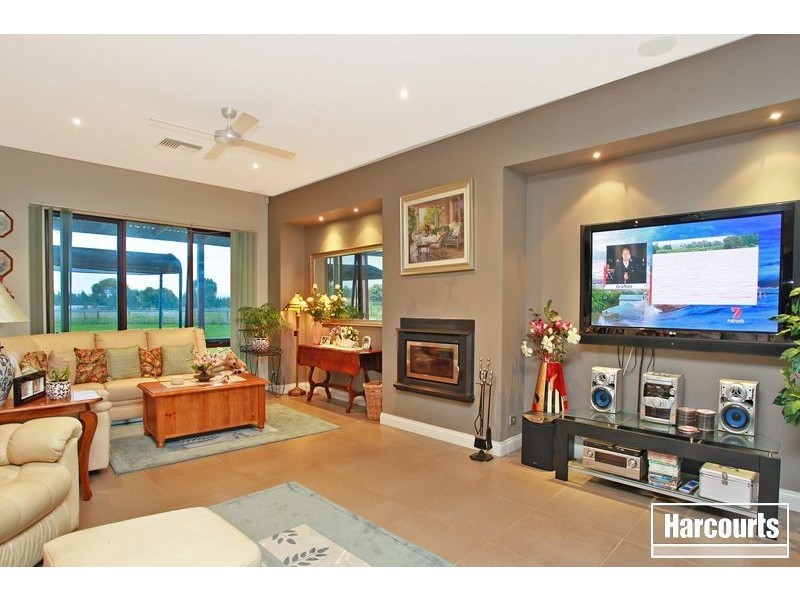 175 School Road, Pakenham South VIC 3810