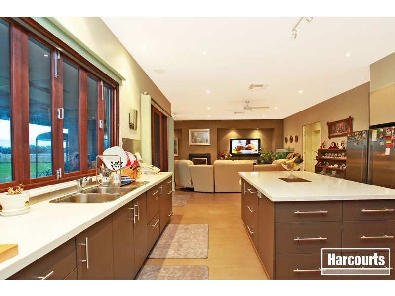 175 School Road, Pakenham South VIC 3810