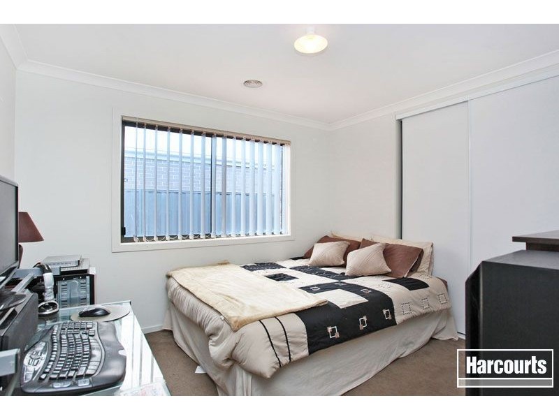 3 Orchard Valley Avenue, Pakenham VIC 3810