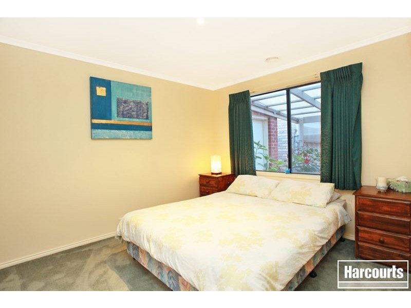 12 Latrobe Avenue, Pakenham VIC 3810
