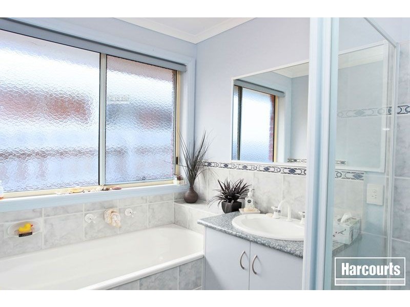 11 Donday Court, Pakenham VIC 3810