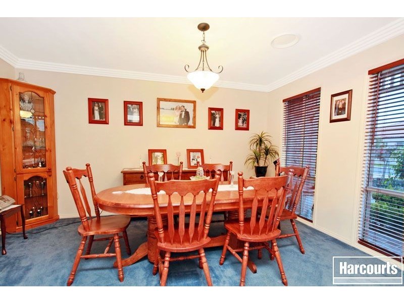 51 Hartland Circuit, Pakenham VIC 3810