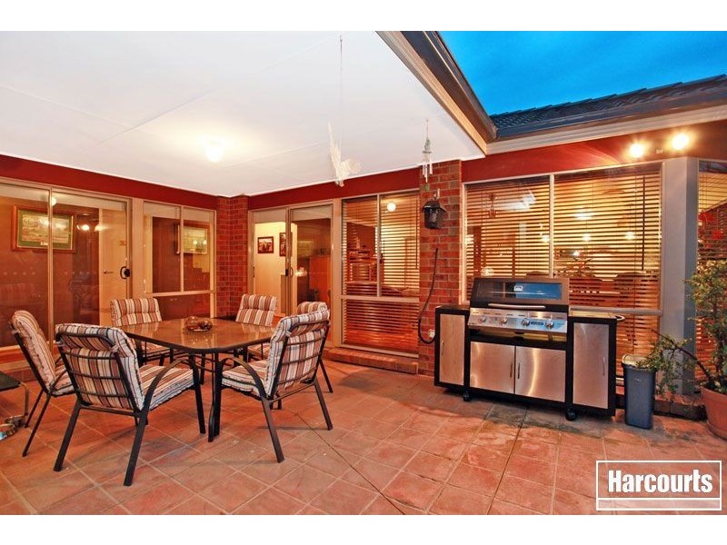 51 Hartland Circuit, Pakenham VIC 3810