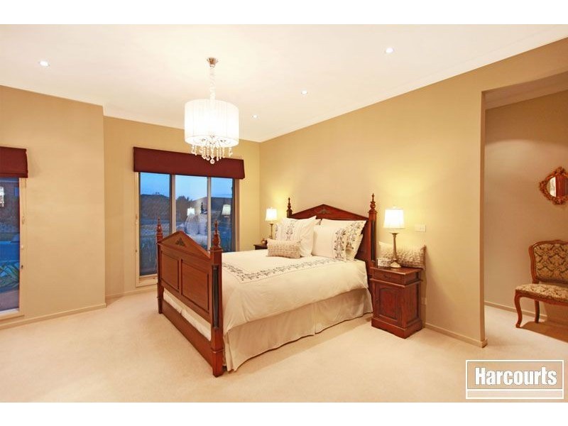 14 Ben Cairn Mews, Pakenham VIC 3810