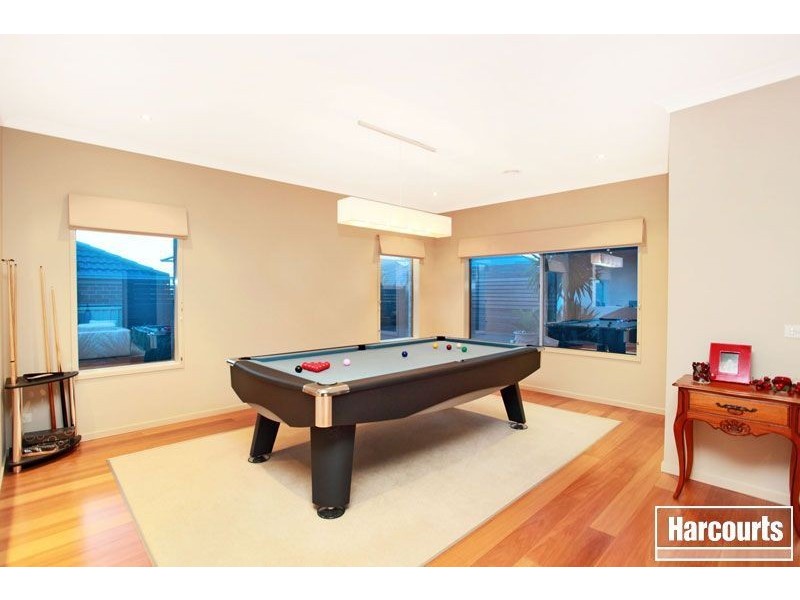 14 Ben Cairn Mews, Pakenham VIC 3810