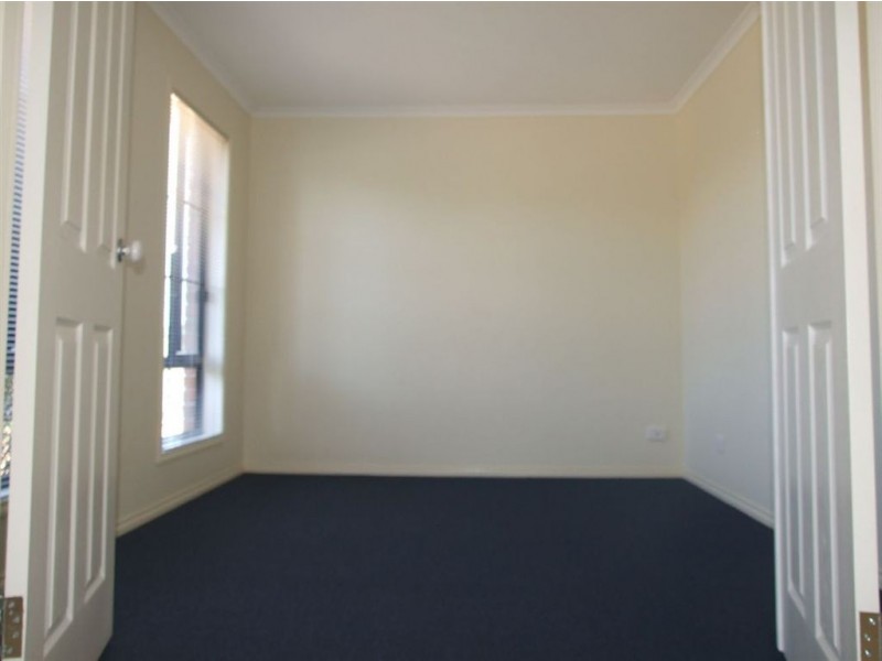 1 Latrobe Avenue, Pakenham VIC 3810