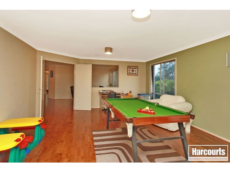 4 Cinnamon Link, Pakenham VIC 3810