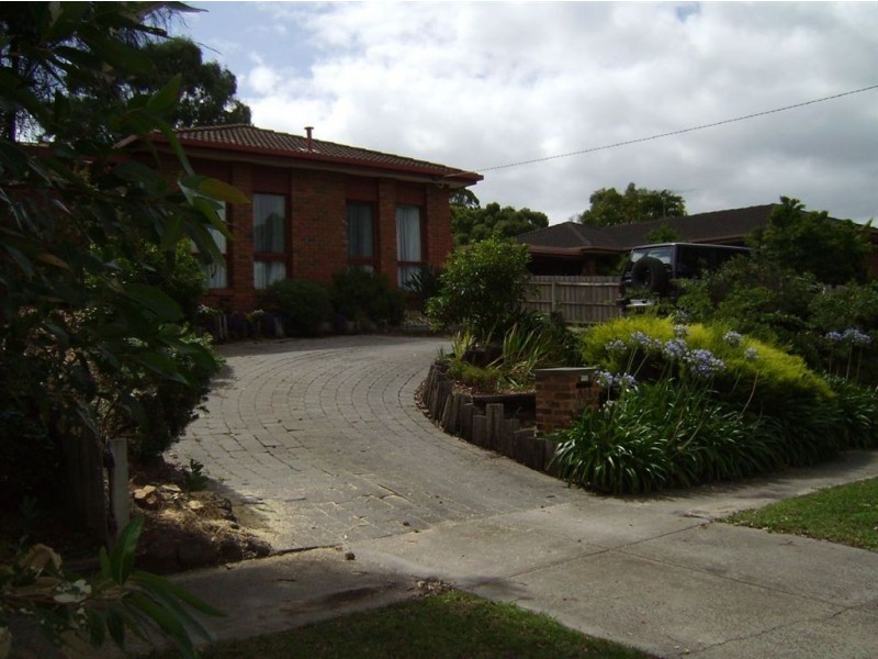 143 Duncan Drive, Pakenham VIC 3810