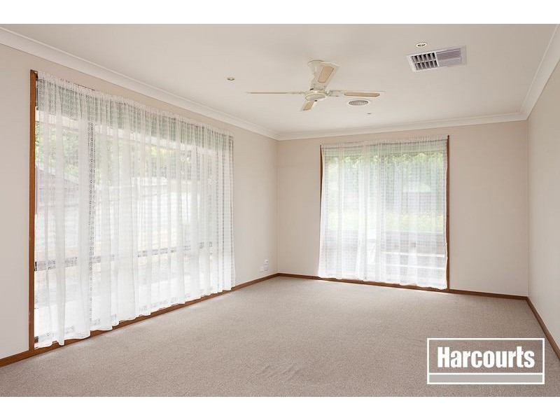 132 Duncan Drive, Pakenham VIC 3810