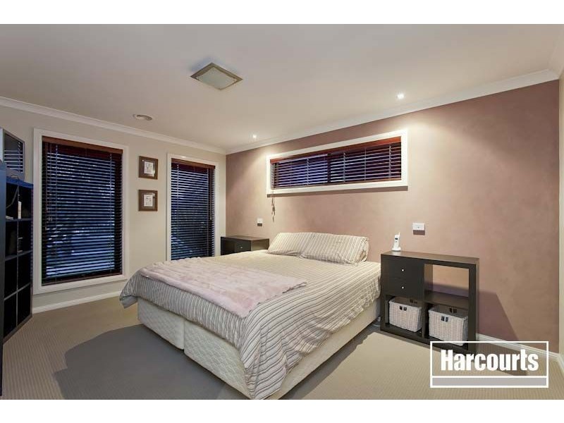 30 Blackwood Drive, Pakenham VIC 3810