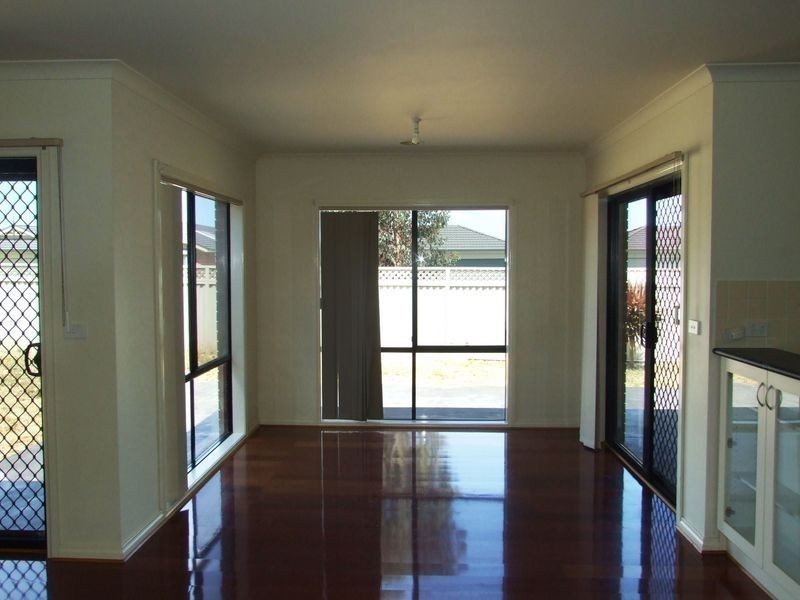 9 Wonboyn Close, Pakenham VIC 3810