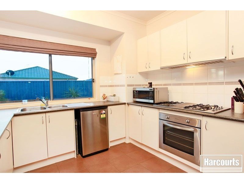 58 Scarlet Crescent, Pakenham VIC 3810