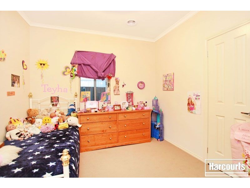 58 Scarlet Crescent, Pakenham VIC 3810