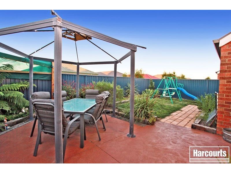58 Scarlet Crescent, Pakenham VIC 3810