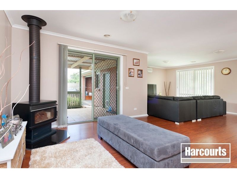 16 Jamie Court, Pakenham VIC 3810