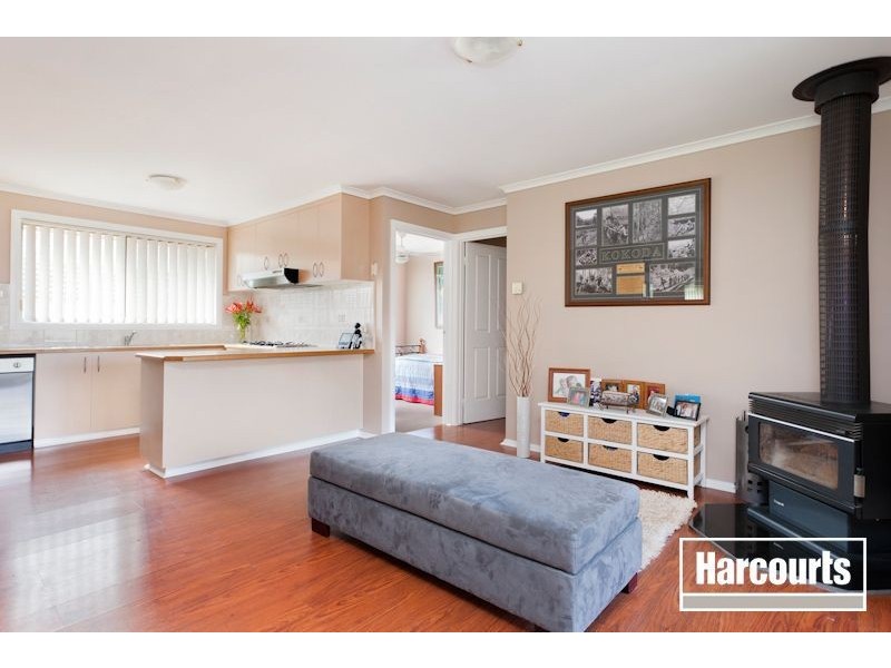 16 Jamie Court, Pakenham VIC 3810