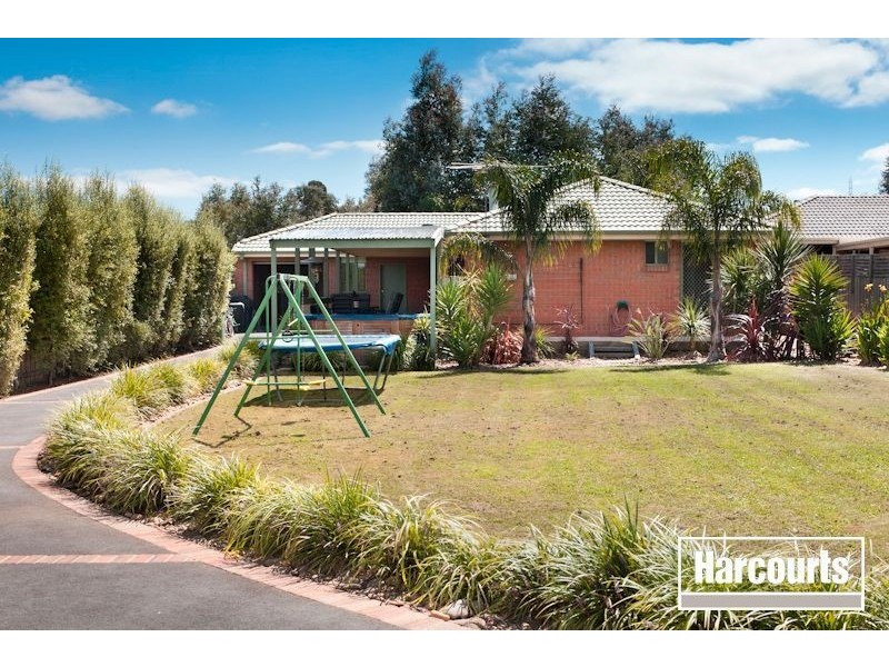 16 Jamie Court, Pakenham VIC 3810