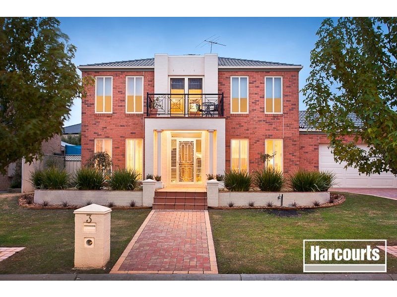 3 St. Leonards Way, Pakenham VIC 3810