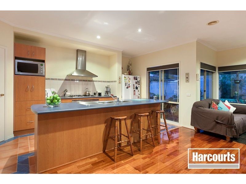 3 St. Leonards Way, Pakenham VIC 3810