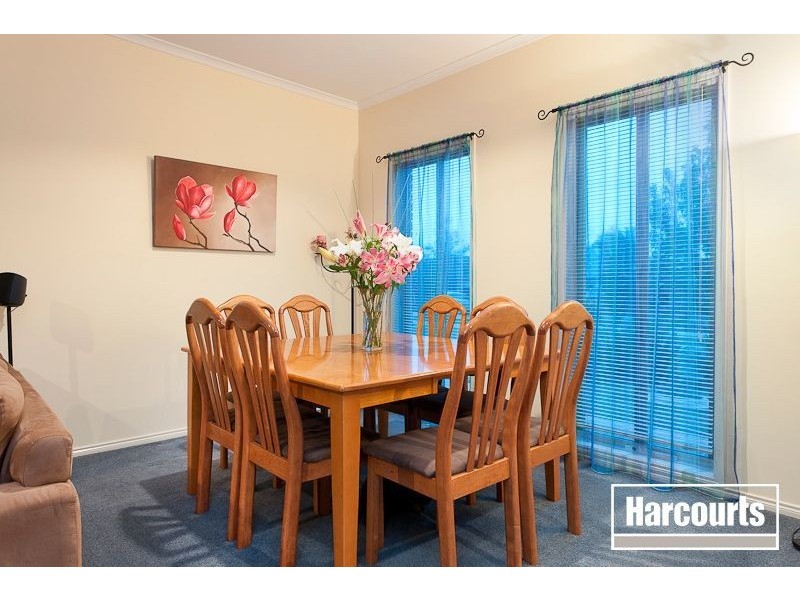 3 St. Leonards Way, Pakenham VIC 3810