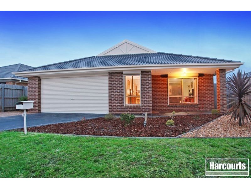 14 Redgum Circuit, Pakenham VIC 3810