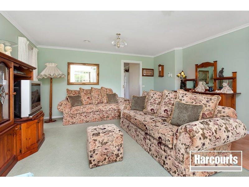 3 Earle Close, Pakenham VIC 3810