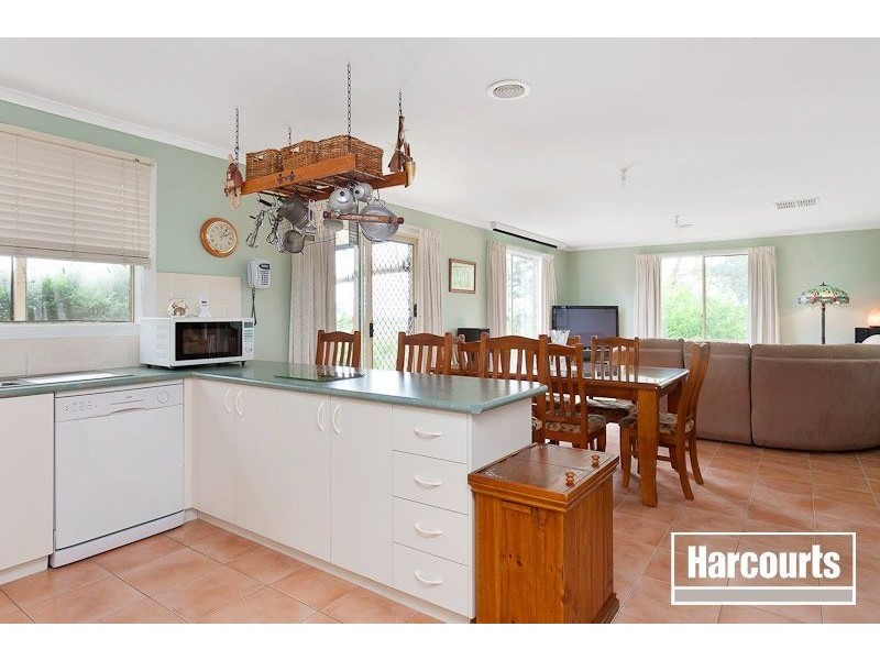 3 Earle Close, Pakenham VIC 3810