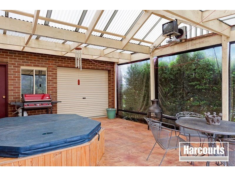 3 Earle Close, Pakenham VIC 3810