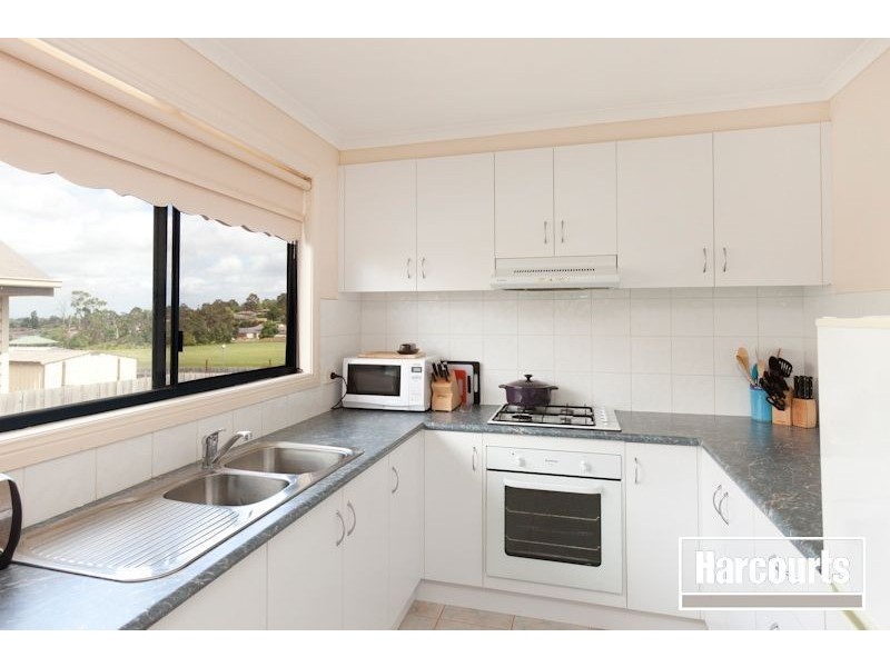 19 Meaby Drive, Pakenham VIC 3810