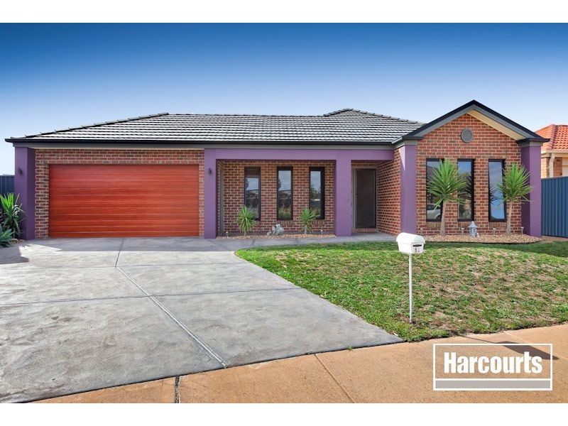 12 Ironbark Circuit, Pakenham VIC 3810