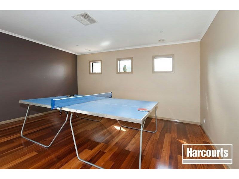 12 Ironbark Circuit, Pakenham VIC 3810