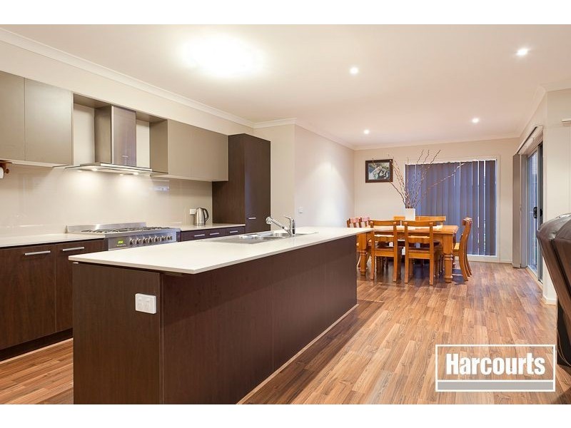 17 Kilburn Place, Pakenham VIC 3810