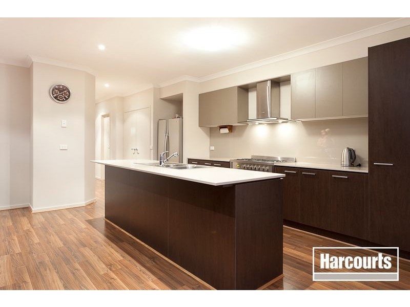 17 Kilburn Place, Pakenham VIC 3810