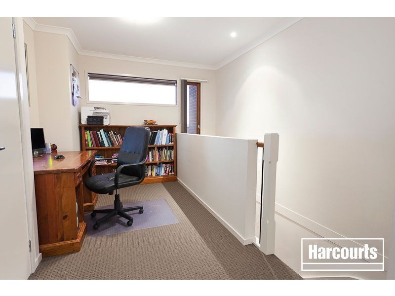 17 Kilburn Place, Pakenham VIC 3810