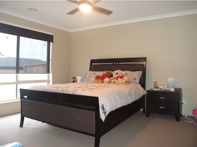 3 Melrose Street, Pakenham VIC 3810