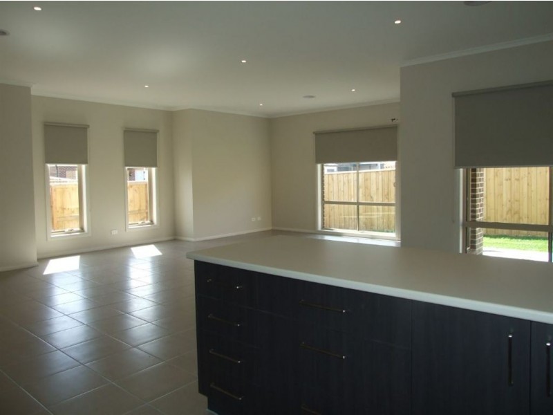 23 Central Avenue, Pakenham VIC 3810