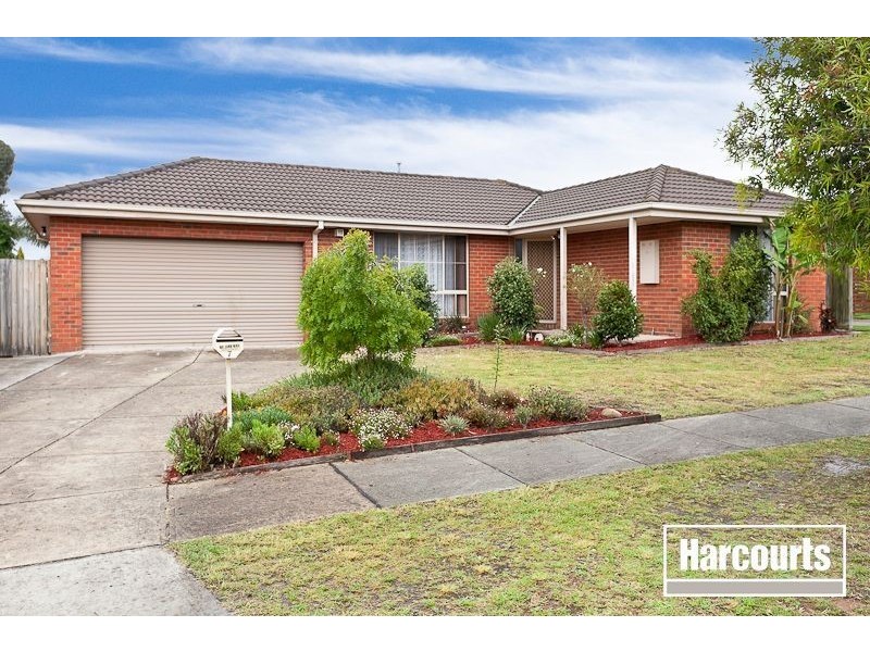 7 Montclaire Court, Pakenham VIC 3810