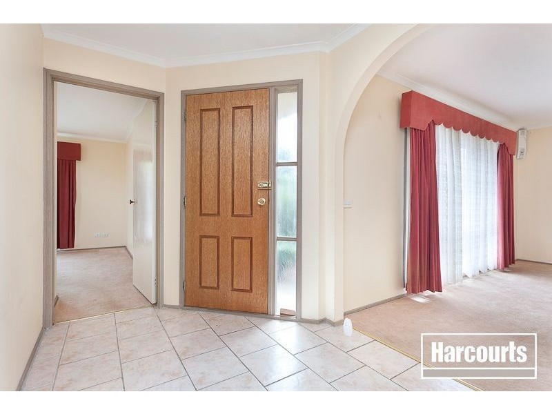 7 Montclaire Court, Pakenham VIC 3810