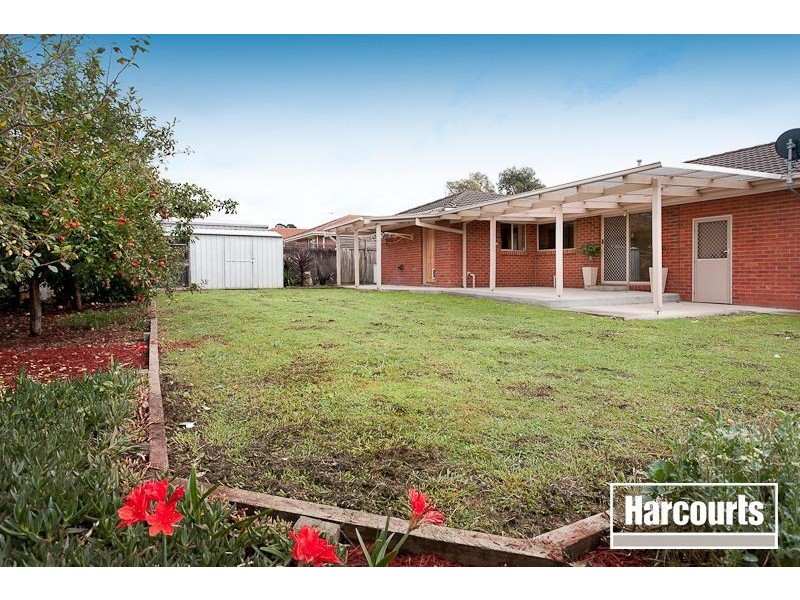 7 Montclaire Court, Pakenham VIC 3810