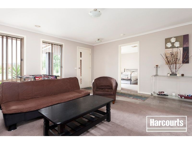 2 Mikasa Place, Pakenham VIC 3810