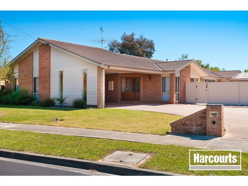 2 Ann Crescent, Pakenham VIC 3810