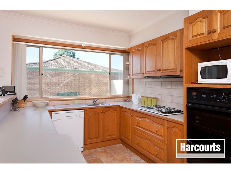 2 Ann Crescent, Pakenham VIC 3810